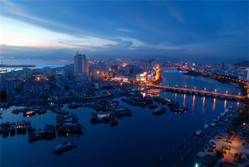 养雷龙鱼十大禁忌是什么（养雷龙鱼十大禁忌是什么呢）